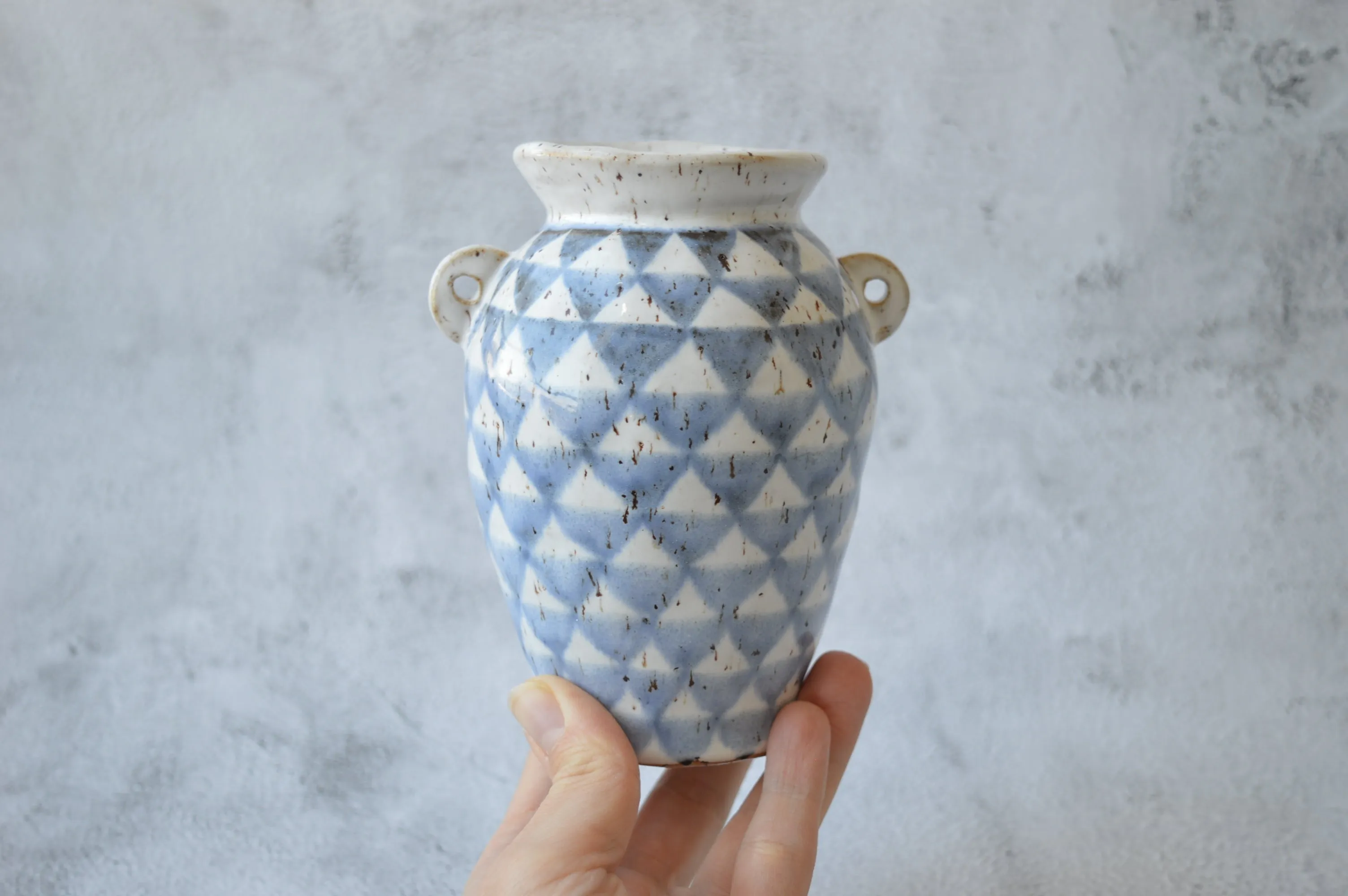 Amphora vase