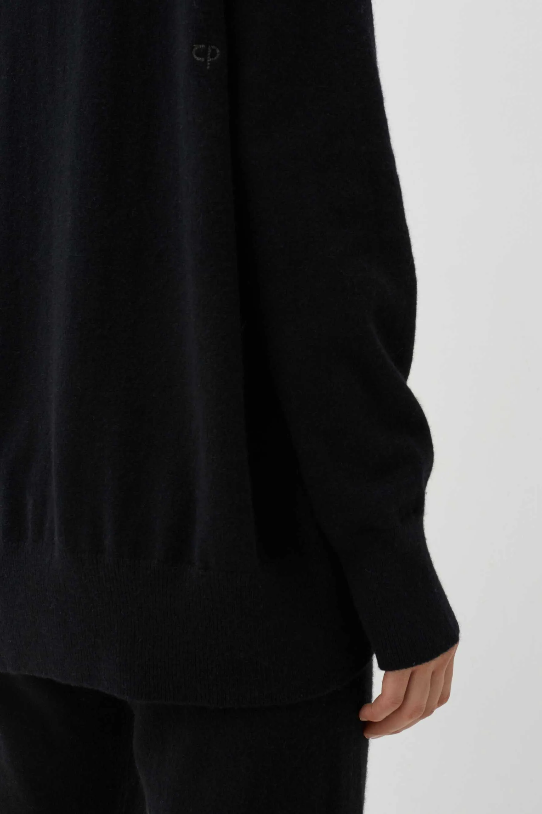 Black Cashmere Slouchy Sweater