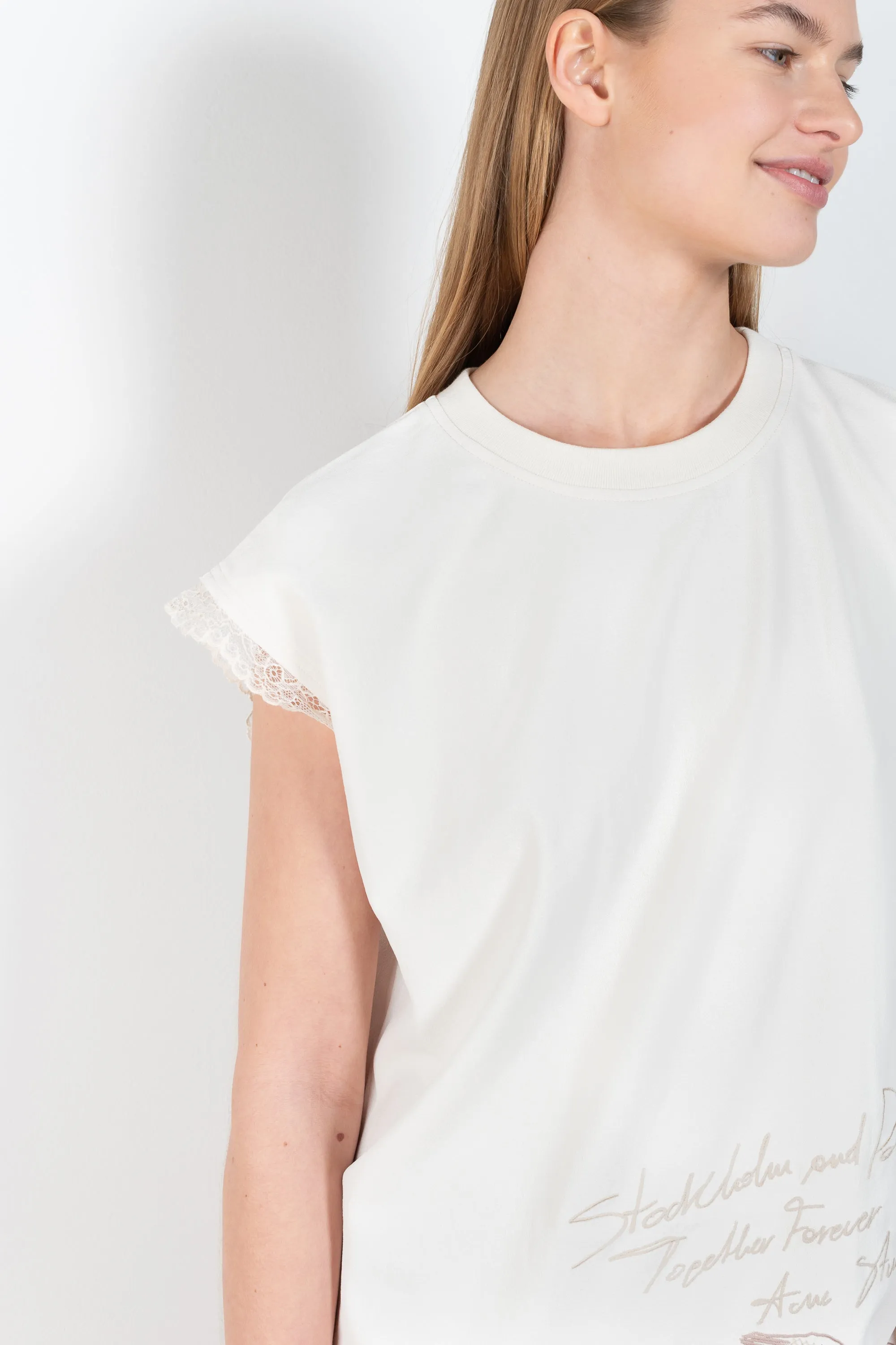 Embroidered Dress 885