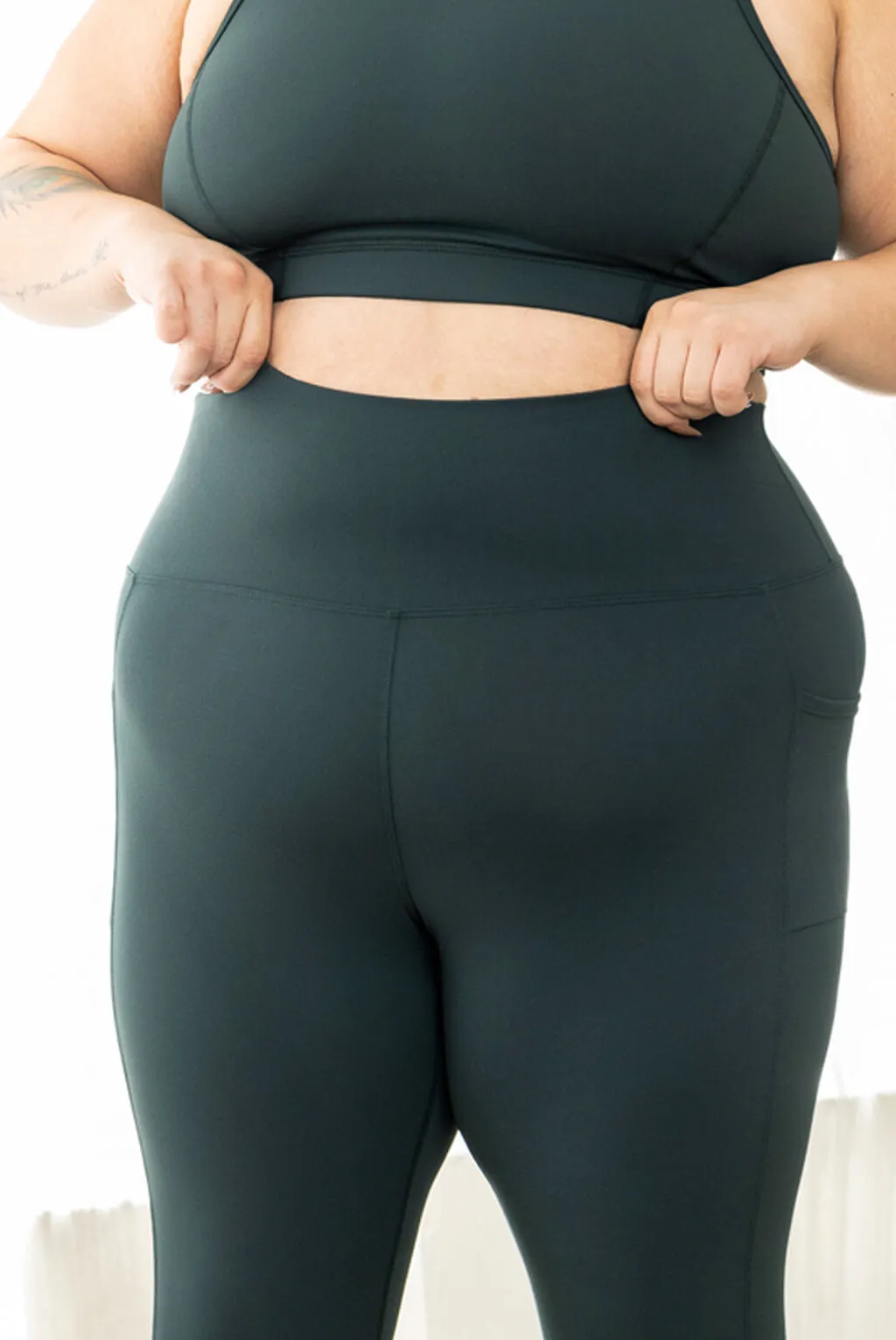 Pocket Ankle Leggings - Evergreen