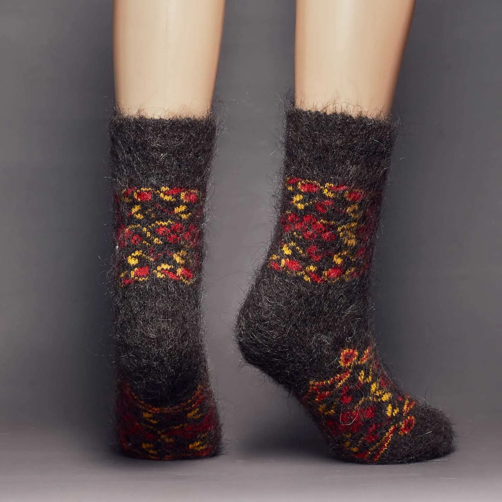 Unisex Old World Charm Goat Wool Thick Crew Socks