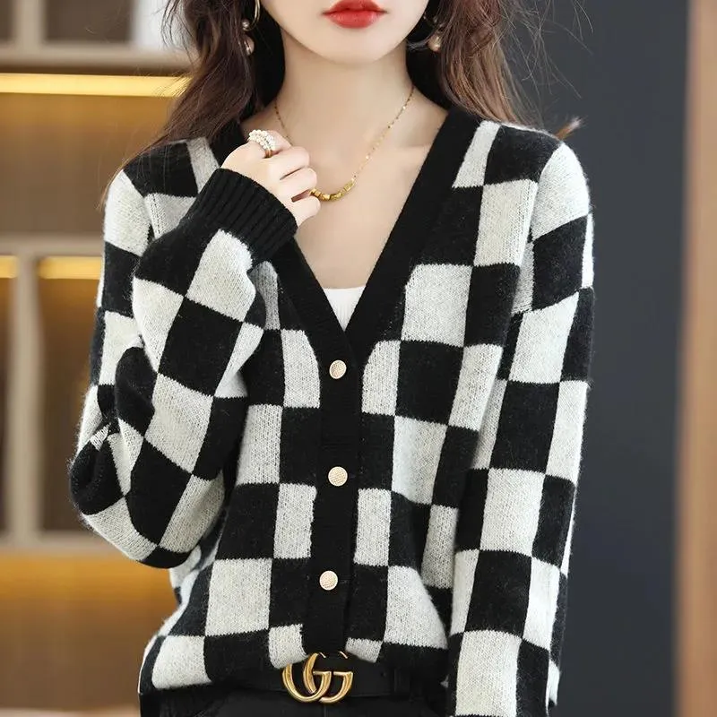 Women Plaid Warm Knitted Sweater