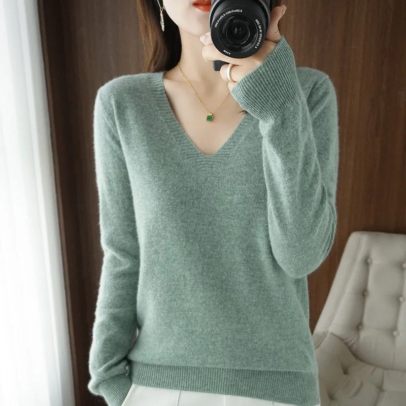Women V-neck Slim Knitted Pullover