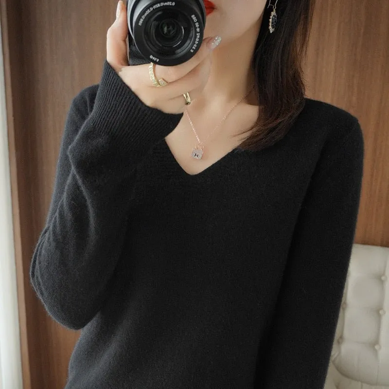 Women V-neck Slim Knitted Pullover