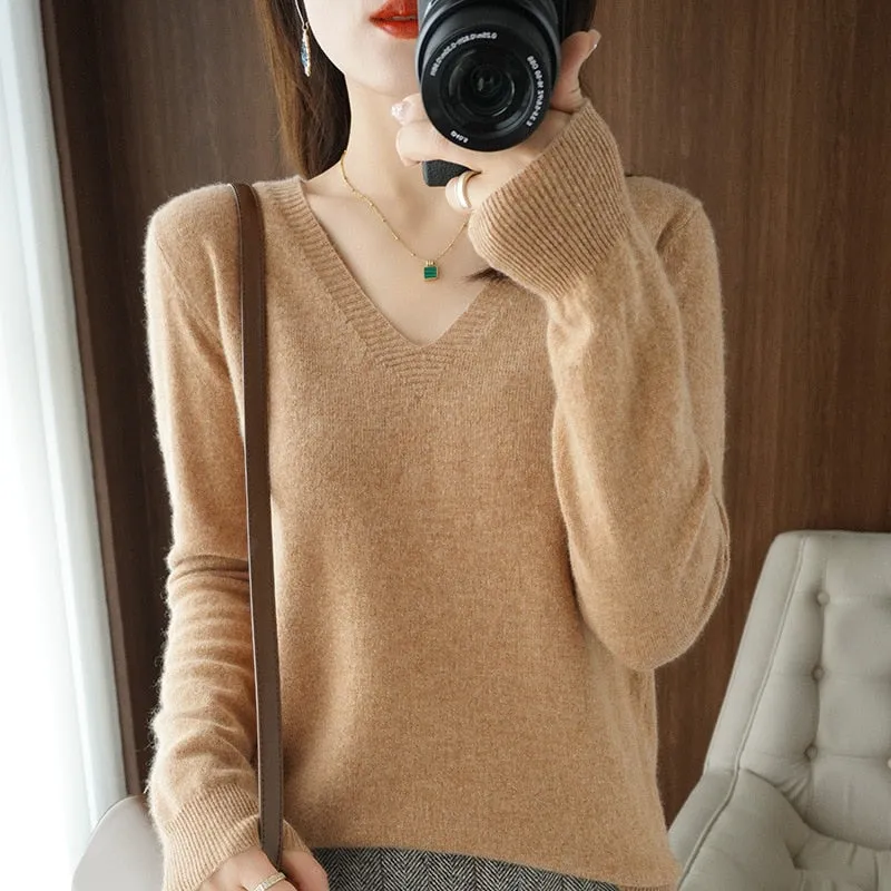 Women V-neck Slim Knitted Pullover